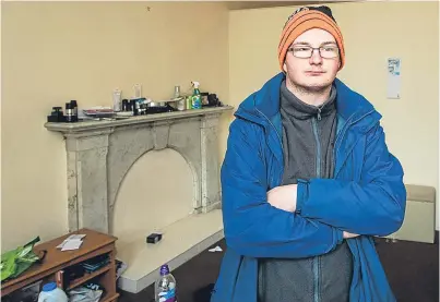  ?? Picture: Steve MacDougall. ?? When Daniel Greer complained about a crack in his council home due to damp, he says he was told to buy bleach and plaster filler and deal with the issue himself.