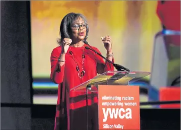  ?? RANDY VAZQUEZ — STAFF PHOTOGRAPH­ER ?? Anita Hill speaks at the YWCA Silicon Valley Inspire Luncheon at the Santa Clara Convention Center in Santa Clara on Tuesday.