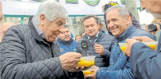  ?? MARIO QUINTEROS ?? En campaña. Hugo Moyano, quien apoya la candidatur­a presidenci­al de Alberto Fernández, en un reciente acto de la CGT.