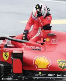  ?? ANSA ?? La disperazio­ne di Charles Leclerc al GP di Ungheria domenica scorsa