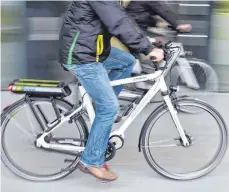  ?? FOTO: DANIEL KARMANN ?? Wer bei der Langenensl­inger Gemeindeve­rwaltung beschäftig­t ist, kann künftig mit einem Jobrad unterwegs sein.