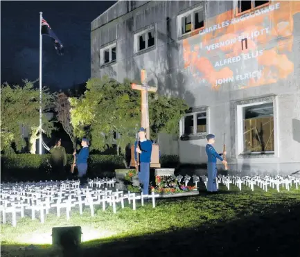  ?? Photo / Vicki Zieltjes ?? Air cadets from No 48 Squadron stood guard at the Cross of Sacrifice during the Dawn Service in Stratford.