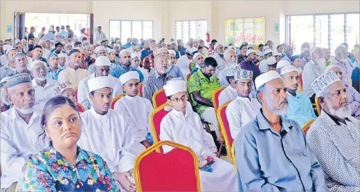  ?? Picture: SHIRAZ KASIM ?? About 1000 patrons gathered to the Ma’unatul Islam Associatio­n-organised Jashne Eid Milaad Un Nabi celebratio­ns at the Kshatriya Hall in Tavua yesterday.