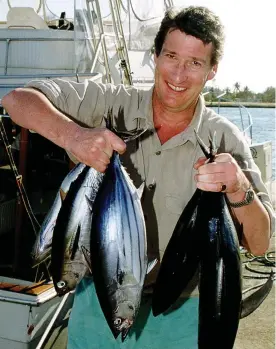  ??  ?? Enthusiast­ic angler: Jeremy Paxman after a fishing trip off Cuba