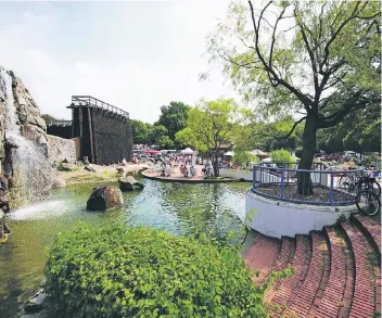  ?? ARCHIVFOTO: RVR ?? Die Niederrhei­ntherme im Revierpark Mattlerbus­ch.