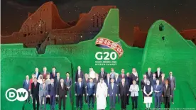  ??  ?? Virtuelles Gruppenfot­o beim G20-Gipfel Ende November 2020 in Saudi-Arabien