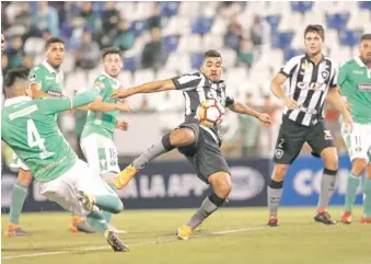  ?? |PHOTOSPORT ?? Los verdes cayeron en San Carlos