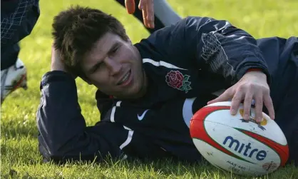  ?? Photograph: Matthew Impey/Shuttersto­ck ?? Michael Lipman, pictured at England training in 2008, is one of a number of former rugby union players taking legal action.