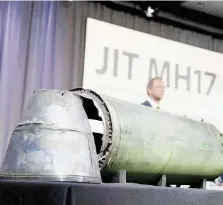  ?? Ansa ?? Le prove I resti di un missile antiaereo Buk mostrati dal Jit