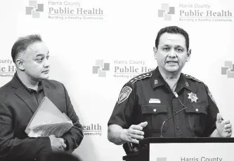  ?? Photos by Yi-Chin Lee / Staff Photograph­er ?? Harris County Sheriff Ed Gonzalez, right, and Harris County Public Health Executive Director Dr. Umair Shah introduce their work Tuesday in a new opioid overdose prevention program.