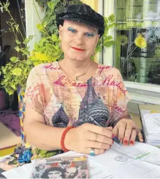  ?? ?? Patricia-Achim Kleyer hat sich den Personenst­andseintra­g als divers erstritten und damit nach eigenen Worten ein „drittes Leben“begonnen.