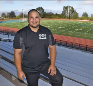  ?? The Maui News MATTHEW THAYER photo ?? Head football coach Tyson Valle