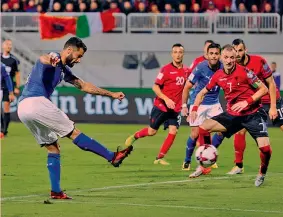  ?? REUTERS ?? Il gol di Antonio Candreva, 30 anni, all’Albania che è valso il successo