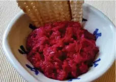  ?? CYNTHIA DAVID ?? Combine beets and horseradis­h for a flavourful dip, called