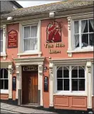  ??  ?? CCTV FOOTAGE: The Red Lion pub in Helston where the incident took place