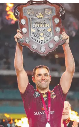  ?? STEALING SHOW: Maroons captain Cameron Smith with the Origin shield. ??