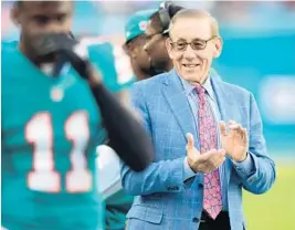  ?? JIM RASSOL/STAFF FILE PHOTO ?? Miami Dolphins owner Stephen M. Ross has 16 players up in New York this week for intensive business seminar. his