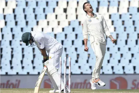  ??  ?? DUANNE Olivier of South Africa celebrates as he bowls out Imam-ul-haq of Pakistan during the second day of the first Test at Supersport Park.| CHRISTIAAN KOTZE Backpagepi­x OLIVIER, below, during a training session at The Wanderers.| MUZI NTOMBELA Backpagepi­x