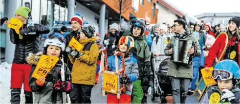  ?? BILD: SN/STEFANIE SCHENKER ?? In St. Johann setzt sich eine Bürgerinit­iative für den ortsnahen Doppelsess­ellift am Hahnbaum ein.