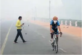  ?? AFP ?? Nos matamos entre nosotros y al planeta con tanta contaminac­ión.