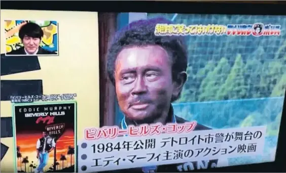  ?? ARCHIVO ?? El cómico Hamada, en su show televisivo recreando a Eddie Murphy. Abajo, un ‘occidental’ en el anuncio de la aerolínea ANA