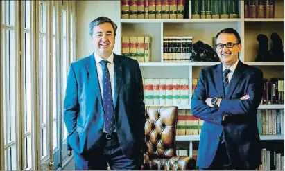  ?? ÀLEX GARCIA ?? Ignacio Toda, de Toda & Nel·lo, amb Antonio Marimón, de Marimón Abogados