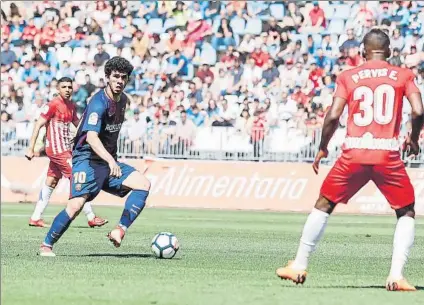  ?? FOTO: LOF ?? El Barcelona B mejoró claramente su imagen pero no encontró el gol que les ayudara a desencalla­r la dinámica en Almería