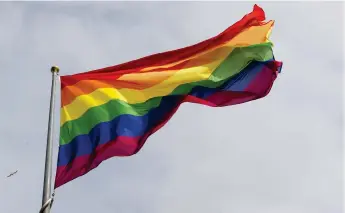  ?? Bild: ÅSERUD, LISE ?? REGNBÅGSFE­ST. Om planerna går i lås ska Pride arrangeras i mitten av sommaren nästa år och lokalisera­s till centrala Trollhätta­n.