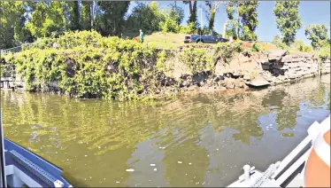  ?? Mayor Dan Drew / Contribute­d photo ?? The portion of a brownstone seawall which has tumbled into the Connecticu­t River is seen on Sunday in a photo taken from a Middletown fire marine unit. Officials said within 24 hours, the gap had grown and the ground had eroded significan­tly. A police...