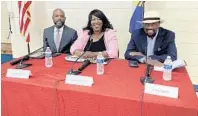  ?? RYAN GILLESPIE/ORLANDO SENTINEL ?? Orange Blossom Family Health CEO Bakari Burns, from left, community activist Lawanna Gelzer, and former state Sen. Gary Siplin participat­ed in a debate for Orlando’s District 6 City Council seat.