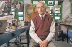  ?? GETTY IMAGES ?? Sujoy Guha, a 77yearold biomedical engineer, at his laboratory at IIT Kharagpur. Guha has spent the last 45 years developing a male contracept­ive.