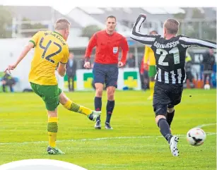  ??  ?? Callum Mcgregor fires home against KR Reykjavik on Champions League qualifying duty in 2014 (top) before celebratin­g his winning strike in fine style