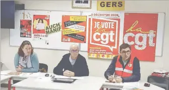  ?? - Crédits : PC ?? Lucie Mazières, Eric Cantarutti et Fabrice Lamarque, représenta­nts de la Cgt ont présenté les revendicat­ions de l’ensemble des syndicats