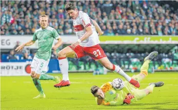  ?? FOTO: IMAGO ?? Gute Möglichkei­ten – Mario Gomez scheiterte gleich mehrfach aus aussichtsr­eicher Position.