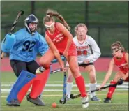  ?? MJ MCCONNEY - FOR DIGITAL FIRST MEDIA ?? Owen J. Roberts’ Maddi Koury (20) tries to secure the ball in front of Perkiomen Valley keeper Ashley Derrick during Saturday’s game.