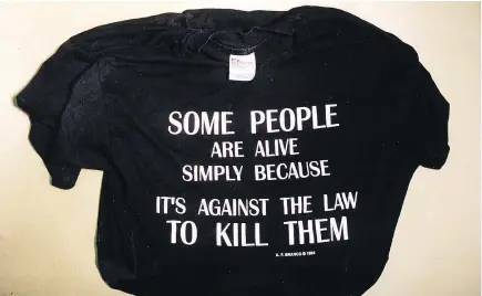  ??  ?? The suspect who beat and raped 79-year-old Dorothy Darnel back in 1996 was wearing this T-shirt at the time of the attack. A 48-year-old Vancouver man has been charged in the case.