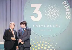  ?? DAVID AIROB ?? Josep González, presidente de Pimec, junto al president Puigdemont