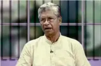  ??  ?? English author Mamang Dai’s The
Black Hill talks about life in the lesserknow­n world of the Indo- Tibetan border of Arunachal Pradesh
Autar Krishen Rahbar’s book Yeli Parda Woth
in Kashmiri covers various aspects of the facets of life in Kashmir