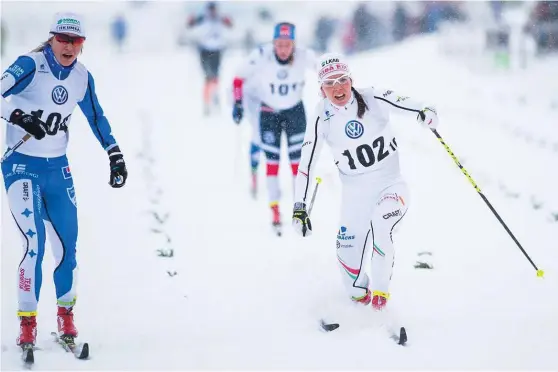  ?? Bild: SIMON ELIASSON ?? FORMSTARK. Charlotte Kalla blev trea i sprinten under Skandinavi­ska cupen i Piteå.