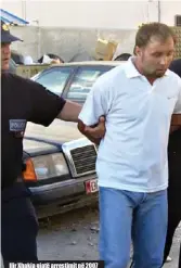  ??  ?? Ilir Xhakja gjatë arrestimit në 2007