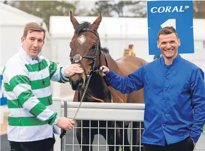  ?? Picture: SNS Group. ?? Former Celtic player Alan Stubbs, left, and former Rangers player Lee McCulloch look forward to Saturday’s Coral Scottish Grand National at Ayr Racecourse.