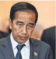  ?? FOTO: AFP ?? Indonesien­s Präsident Joko Widodo wird das neue Gesetz gegen vorehelich­en Sex unterzeich­nen.