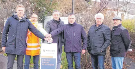  ?? FOTO: MARTIN BAUCH ?? Im Gebiet „Hohe Morgen“in Westhausen wurde das Breitbandn­etz in Betrieb genommen.