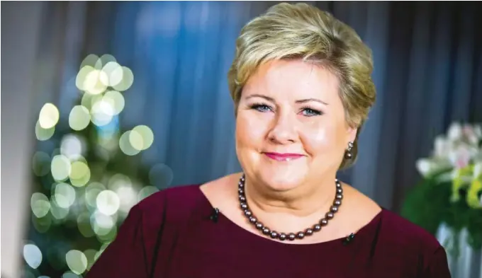  ?? FOTO: NTB SCANPIX ?? NYTTÅRSTAL­EN: Statsminis­ter Erna Solberg (H) holder sin nyttårstal­e i statsminis­terboligen.