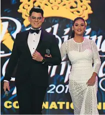  ?? BPCI PHOTO ?? Pageant hosts Richard Gutierrez and Pia Wurtzbach