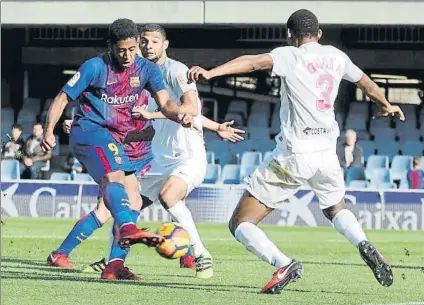  ?? FOTO: PEP MORATA ?? El ‘Choco’ Lozano metió el gol de los azulgrana pero no fue suficiente para romper una racha que ya es de siete partidos sin ganar