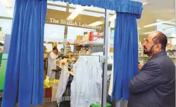  ?? WAM ?? Dr Shaikh Sultan Bin Mohammad Al Qasimi during the inaugurati­on of the Sharjah Laboratory at the Francis Crick Institute in London, Europe’s largest biomedical research centre.