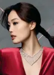  ??  ?? Joey Yung, wearing the Emperor Jewellery X Joey Yung Heartbeat collection