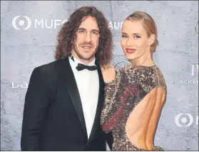  ?? FOTO: EFE ?? Carles Puyol, embajador de los Laureus, acudió con su pareja, Vanesa Lorenzo