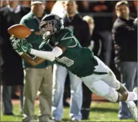  ?? JOHN BLAINE/ FOR THE TRENTONIAN ?? Wide receiver Miles Smith has game-breaking potential for Steinert.